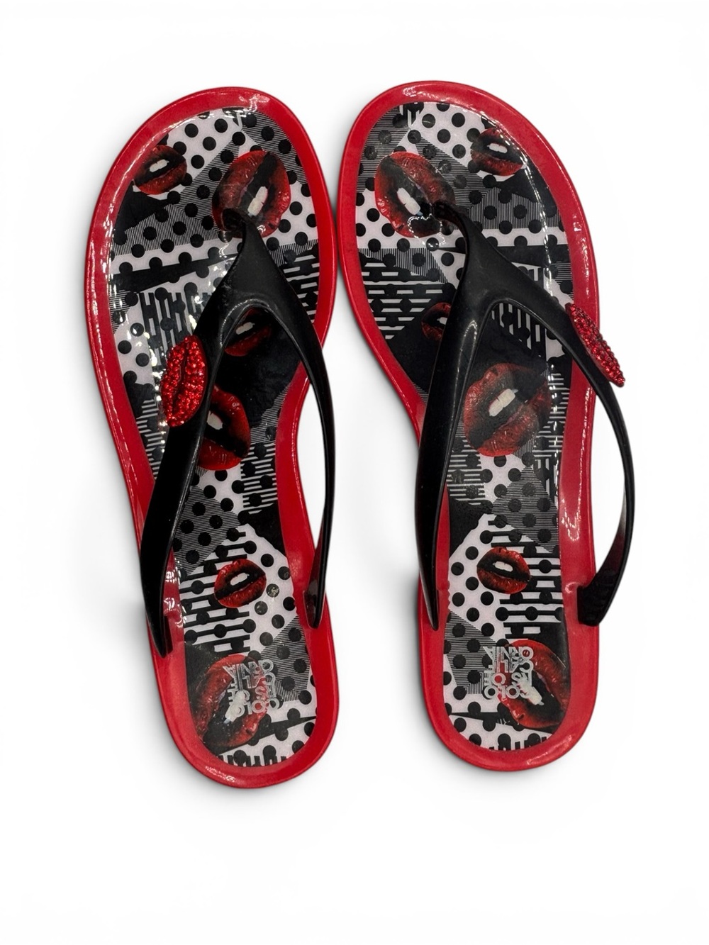 Colors of California Red & Black Lip-Print Flip Flop Sandals